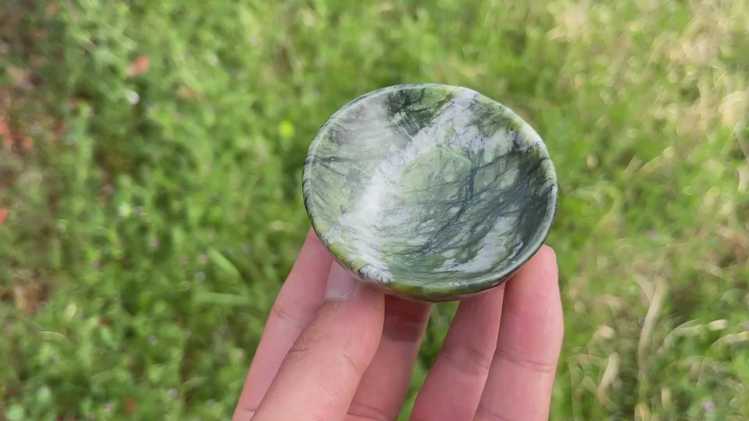 Natural Crystal Serpentine Bowl