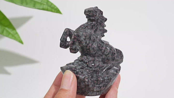 Natural Garnet Stone Spirited Wealth Horse Carving