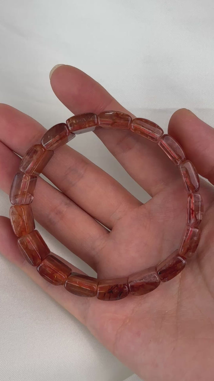 Fire Quartz Square Bead Bracelet 16.3-16.9mm