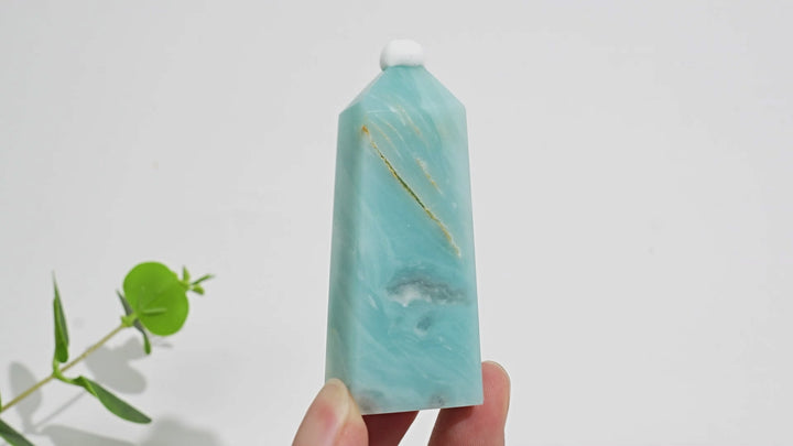Natural Crystal Blue Quartzite Short Point