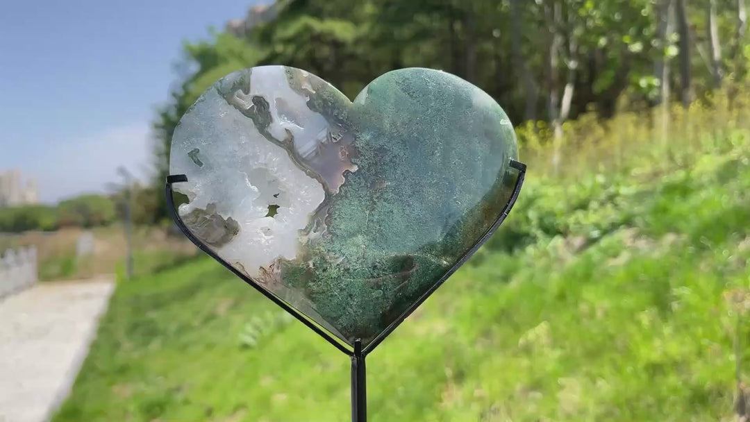 Unique,Natural Moss Agate Crystal Heart