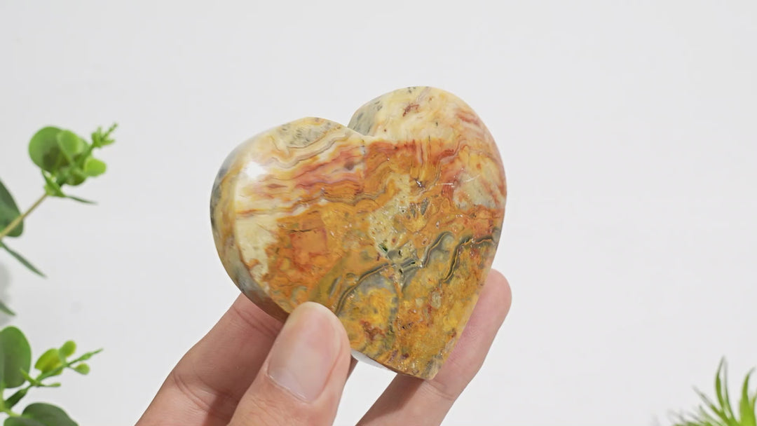 Natural Crystal Exquisite Crazy Agate Heart