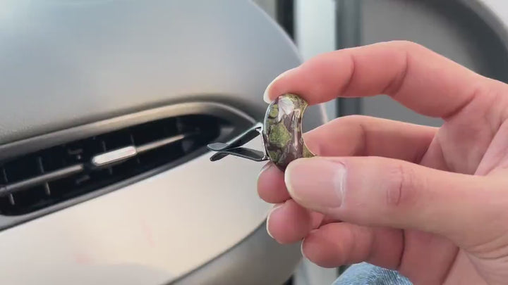 Car Vent Crystal Clip – Moon Car Decor