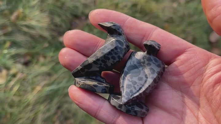 Natural Carving Art Crow Figurine