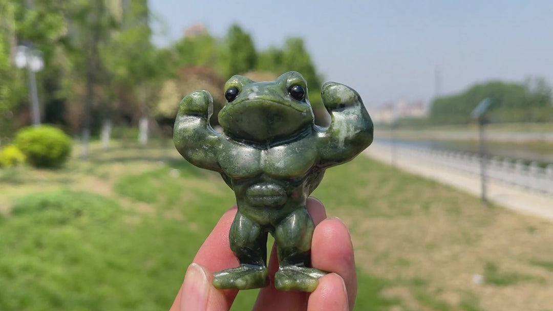 Natural Serpentine Bodybuilding Frog Carving