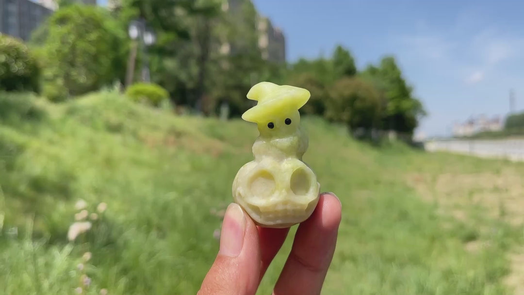 Natural Crystal Cute Pumpkin Owl Carving