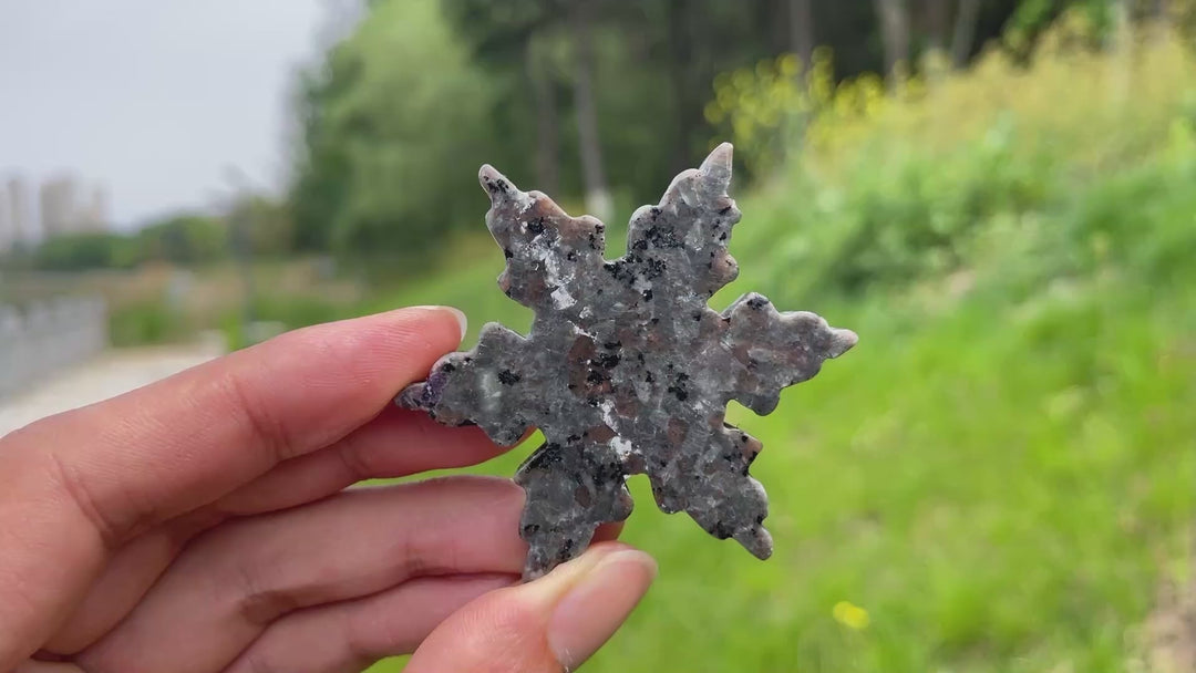 Natural Crystal Carving Snowflake