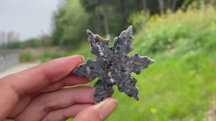 Natural Crystal Carving Snowflake