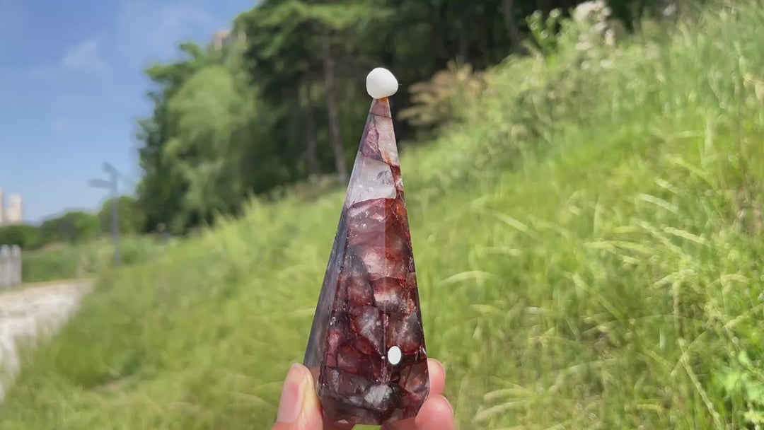Unique,A Slightly Imperfect Natural Fire Quartz Diamond Tower