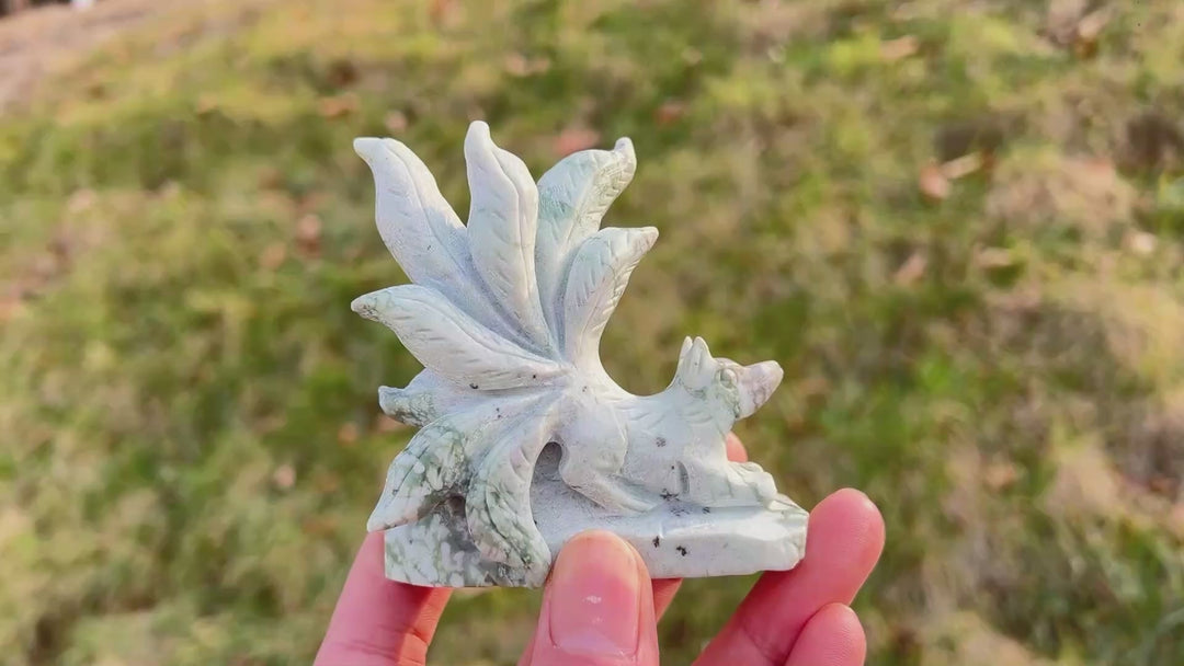 Unique,Natural Crystal Carving Nine-Tailed Fox