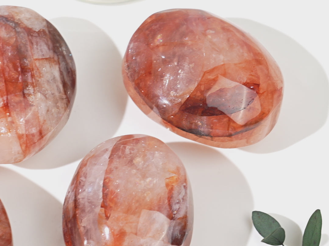 Natural Fire Quartz Palm Stone
