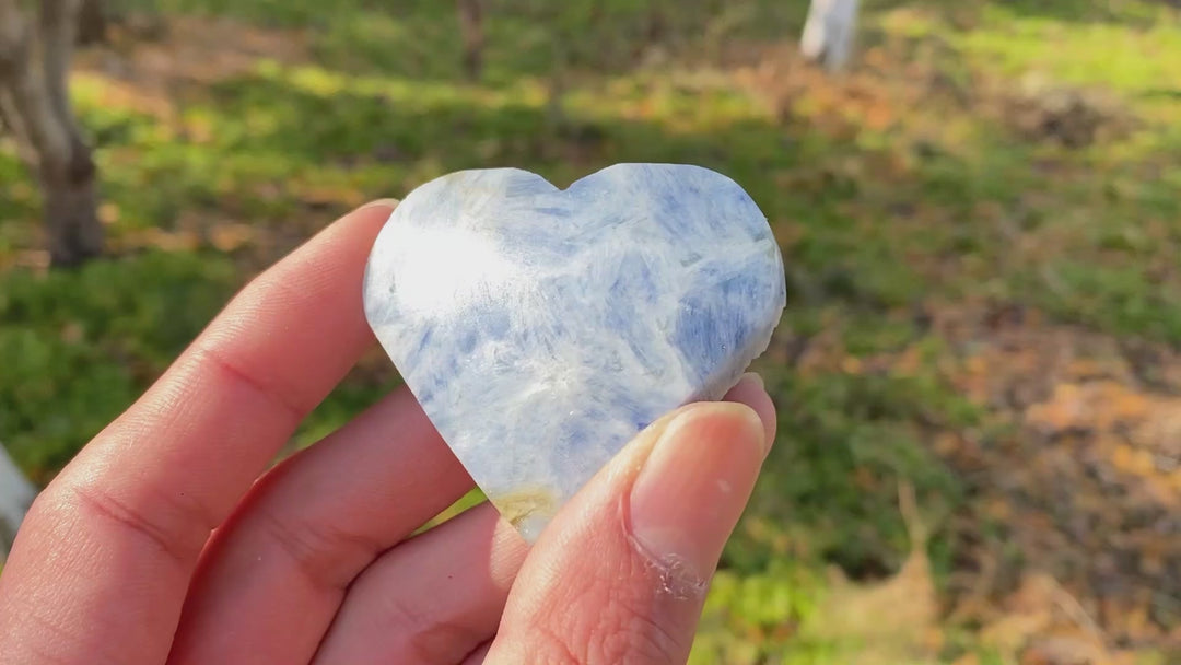 Natural Crystal Blue Kyanite Heart