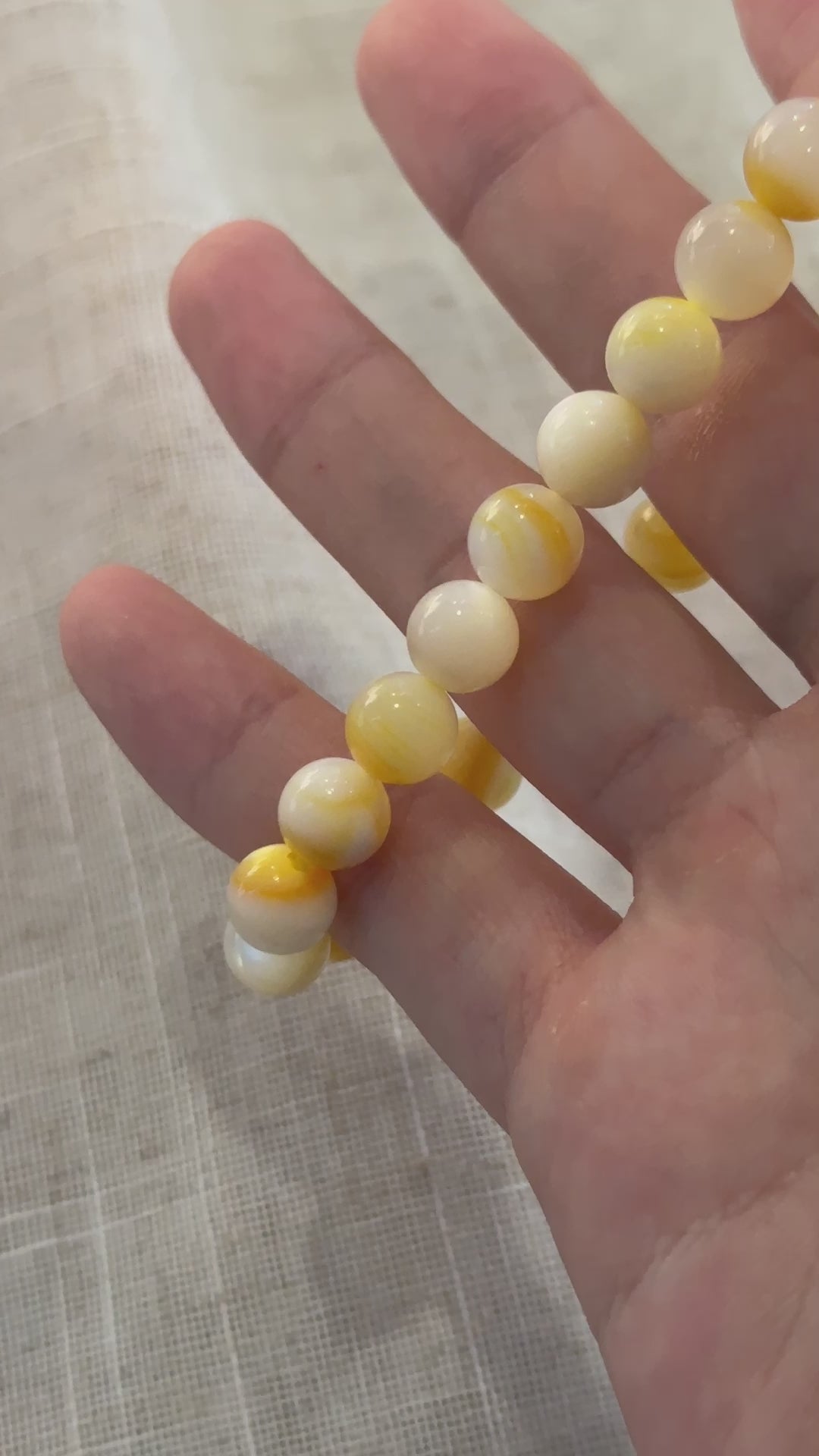 Golden Conch Shell Bracelet 8.0-8.3mm