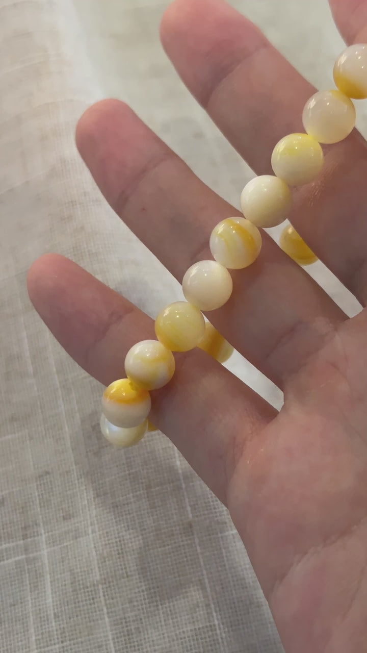 Golden Conch Shell Bracelet 8.0-8.3mm
