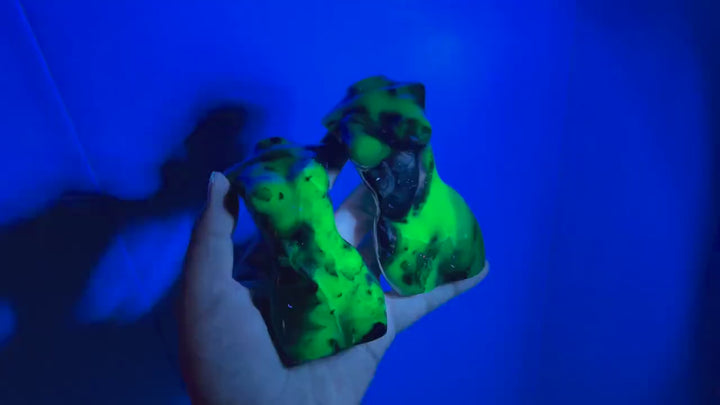 Natural Volcanic Agate Goddess Carving