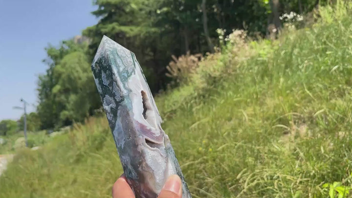Unique,Natural Large Moss Agate Point