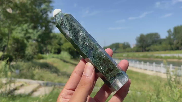 Unique,Natural Crystal Delicate Moss Agate Point