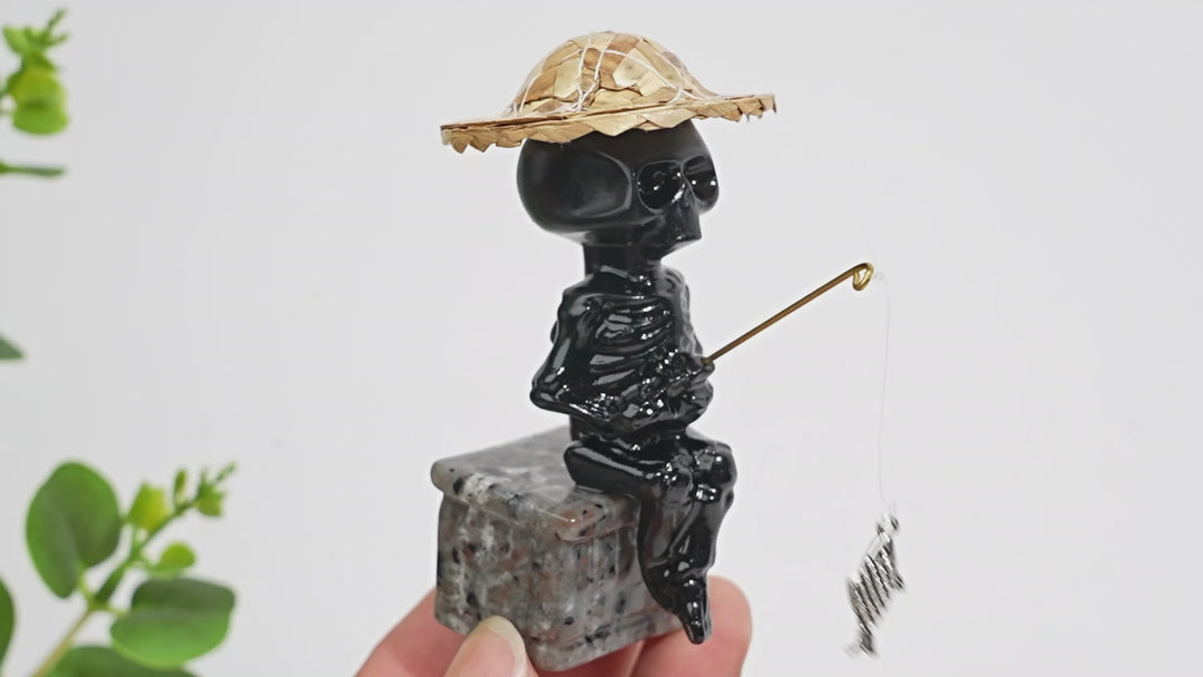 Natural Crystal Straw Hat Skeleton Fisher