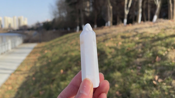 Natural Crystal White Agate Point