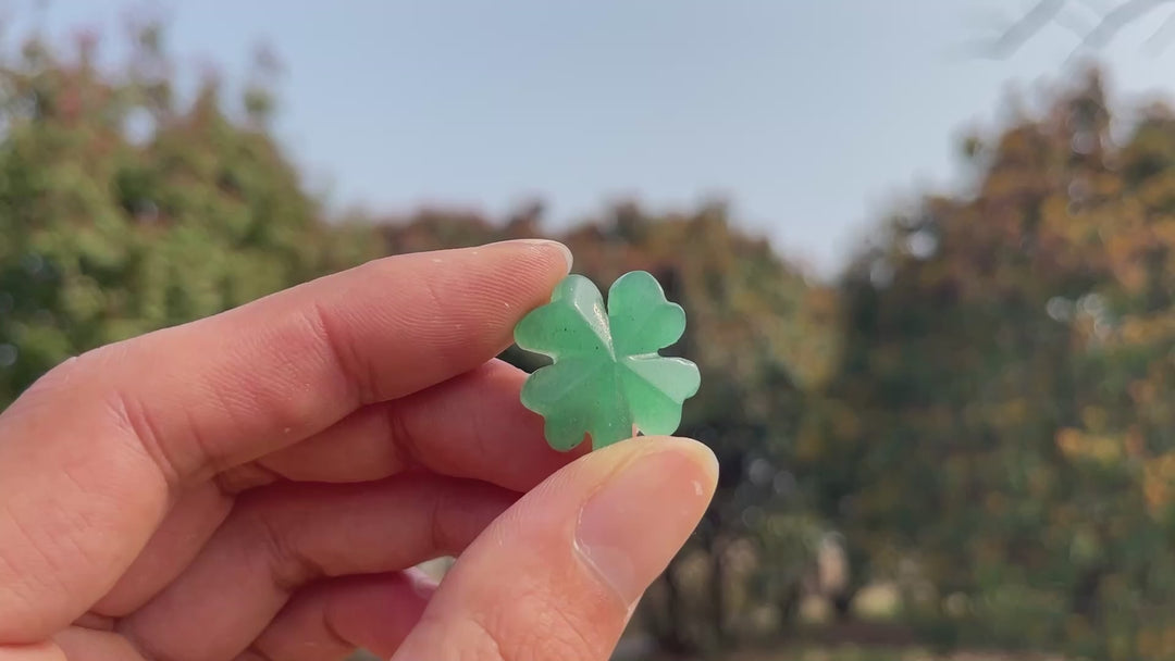Natural Crystal Green Aventurine Carved Four-Leaf Clover