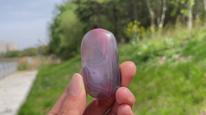 Natural African Red Agate Palm Stone