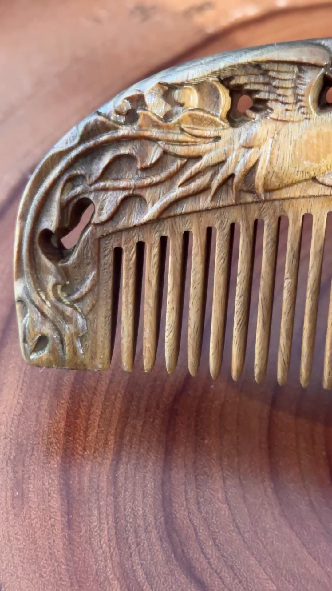 Green Sandalwood Dragon & Phoenix Carved Comb