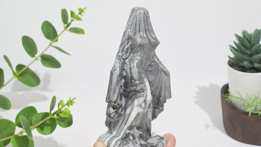 Natural Crystal Mysterious Veiled Spirit Woman Carving