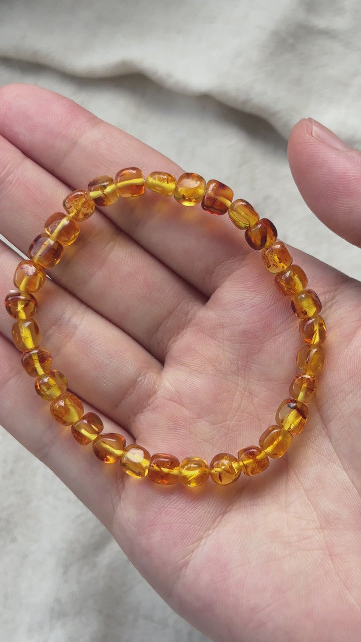 Flower Amber Bracelet 4.5-5.9mm