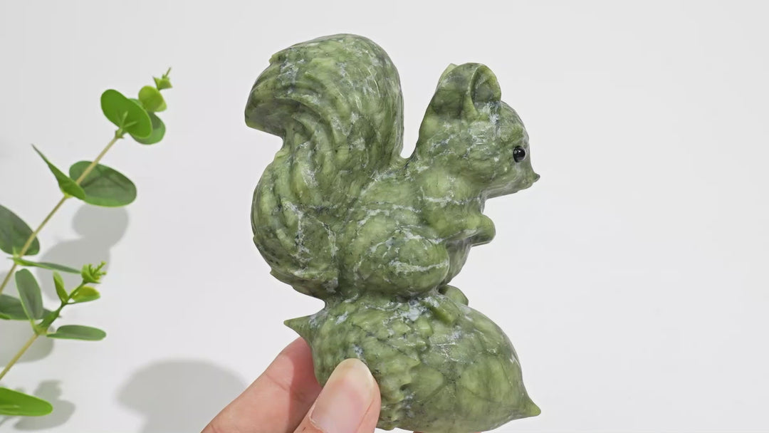 Unique,Natural Crystal Carving Cute Serpentine Squirrel