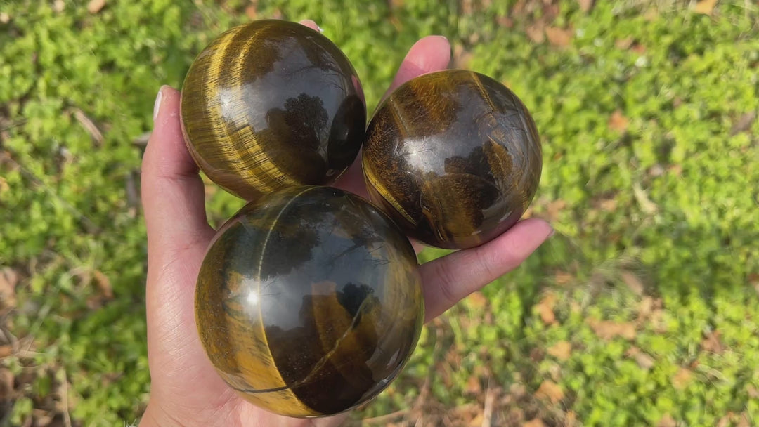 Unique,Natural Crystal Tiger Eye Sphere
