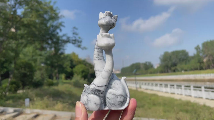Natural Crystal Carving Elegant Entwined Twin Cat