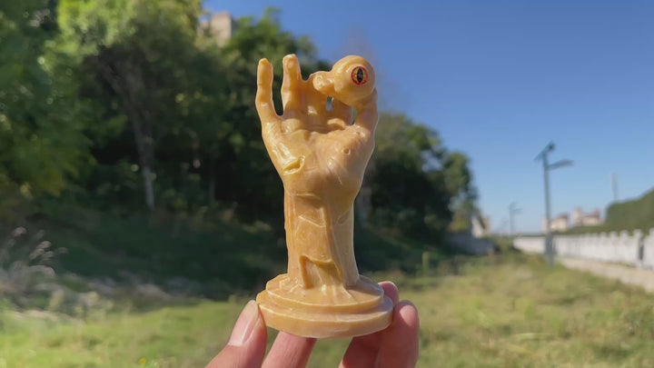 Unique,A Slightly Imperfect Natural Crystal Carving Yellow Aventurine Handheld Eyeball