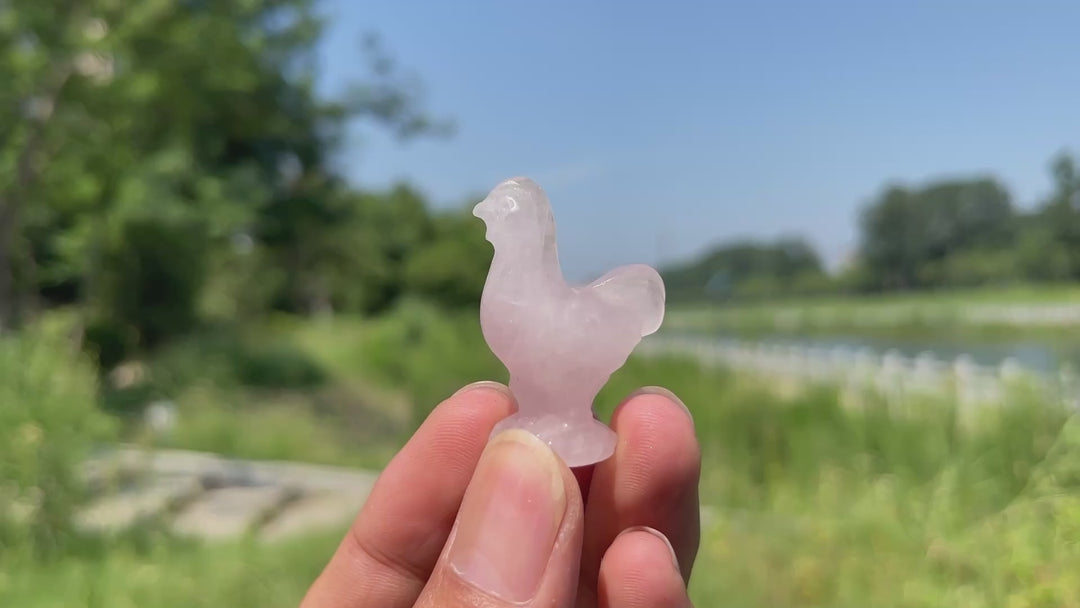 Natural Crystal Delicate Mini Rooster Carving