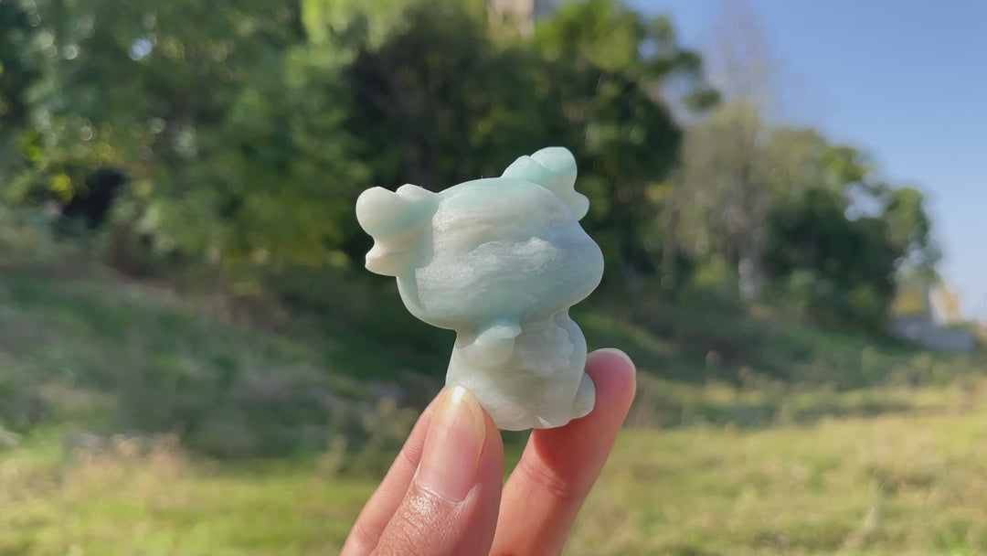 Natural Crystal Carving Waving Deer