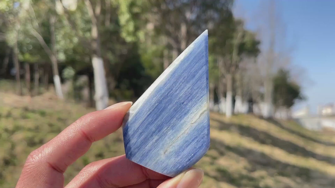 Natural Crystal Blue Kyanite Teardrop