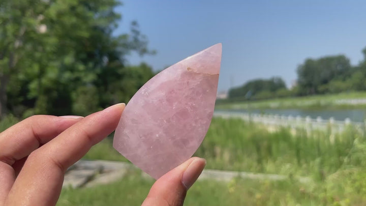 Natural Crystal Exquisite Rose Quartz Teardrop